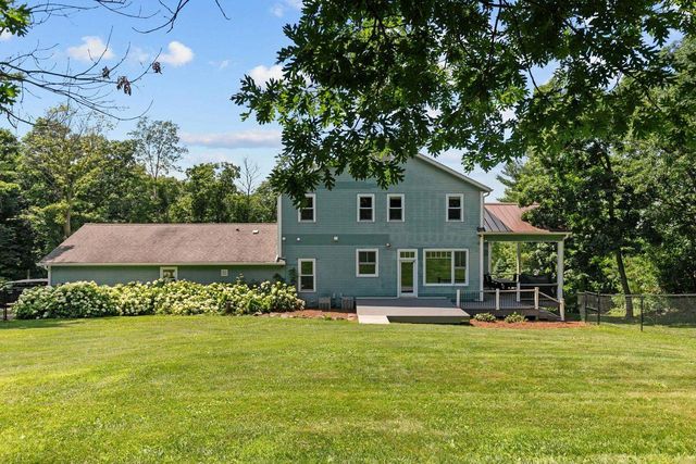 500 HILLSIDE DRIVE, Berlin, WI 54923