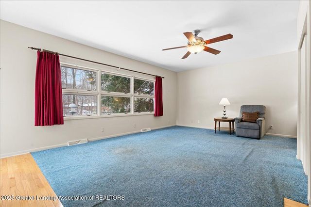 673 Joan Drive, Mason, MI 48854