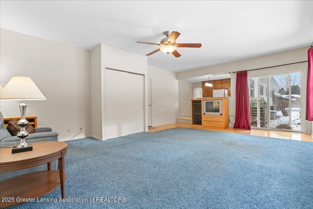 673 Joan Drive, Mason, MI 48854