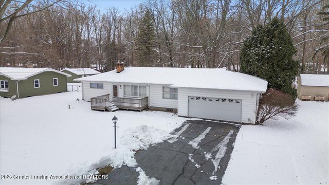 673 Joan Drive, Mason, MI 48854