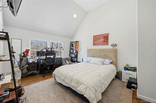 1 Canaan Circle, South Salem, NY 10590