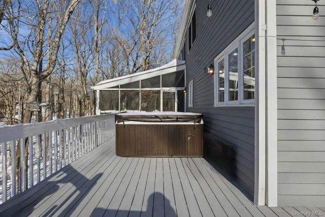 1 Canaan Circle, South Salem, NY 10590