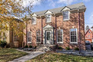4119 Woodburn STREET #4121, Shorewood, WI 53211