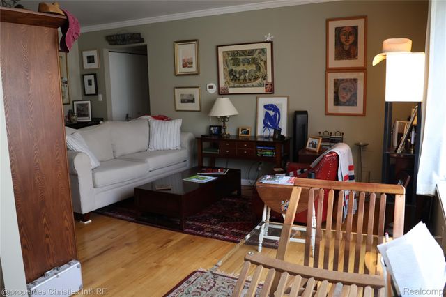 4810 Briarwood Avenue F2, Royal Oak, MI 48073