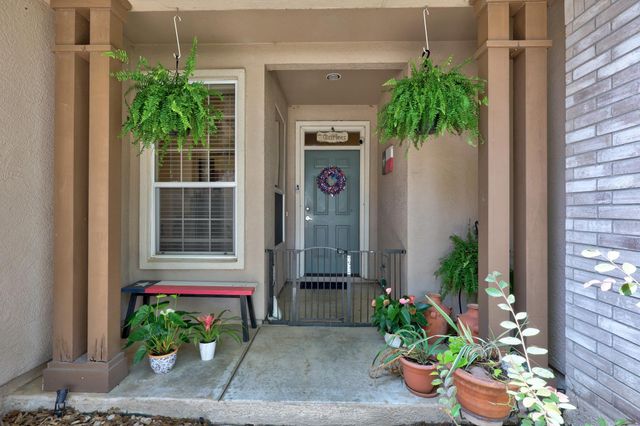 120 Nolan DR, Georgetown, TX 78633