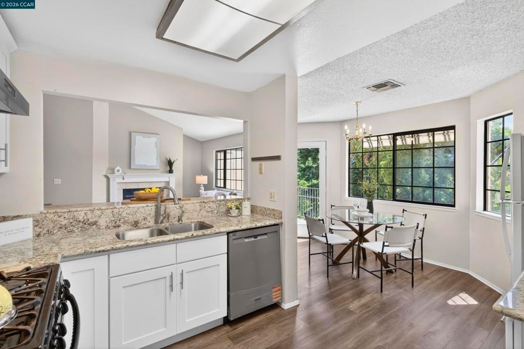 Image 1 of property listing at 246 CANYON WOODS WAY C, San Ramon, CA 94582