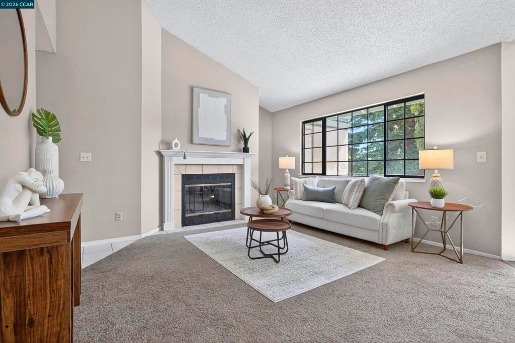Image 17 of property listing at 246 CANYON WOODS WAY C, San Ramon, CA 94582