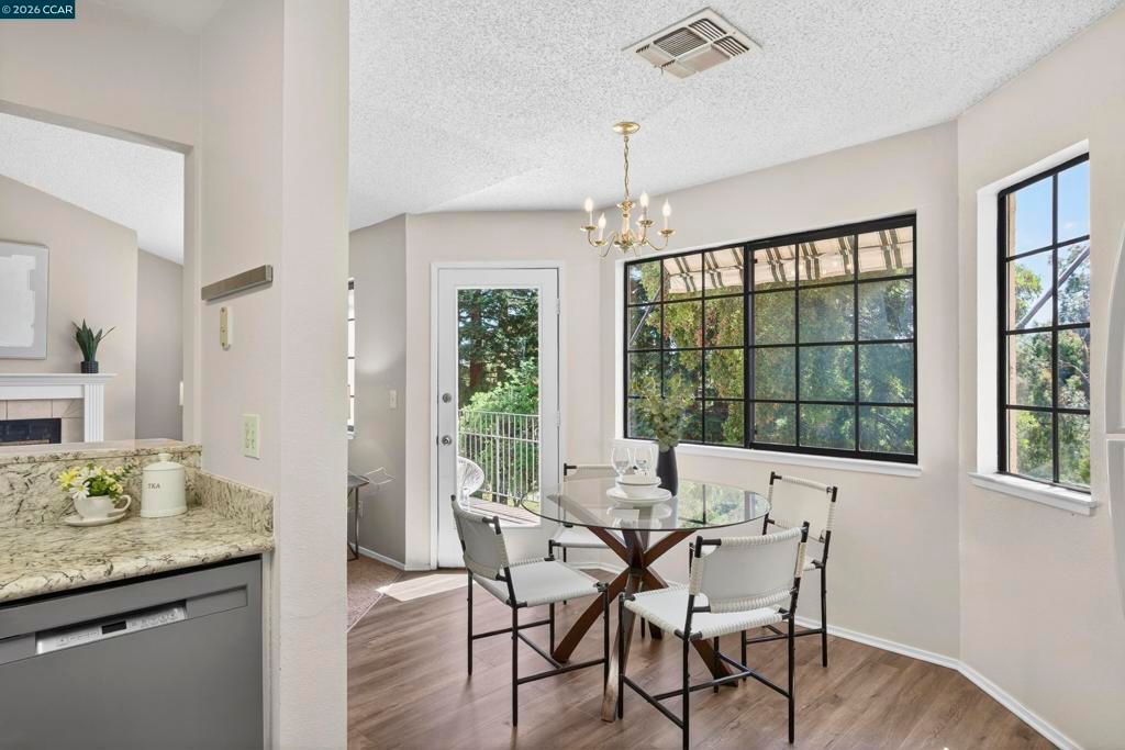 Image 24 of property listing at 246 CANYON WOODS WAY C, San Ramon, CA 94582