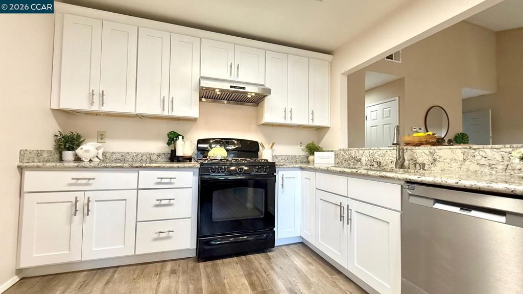 Image 31 of property listing at 246 CANYON WOODS WAY C, San Ramon, CA 94582