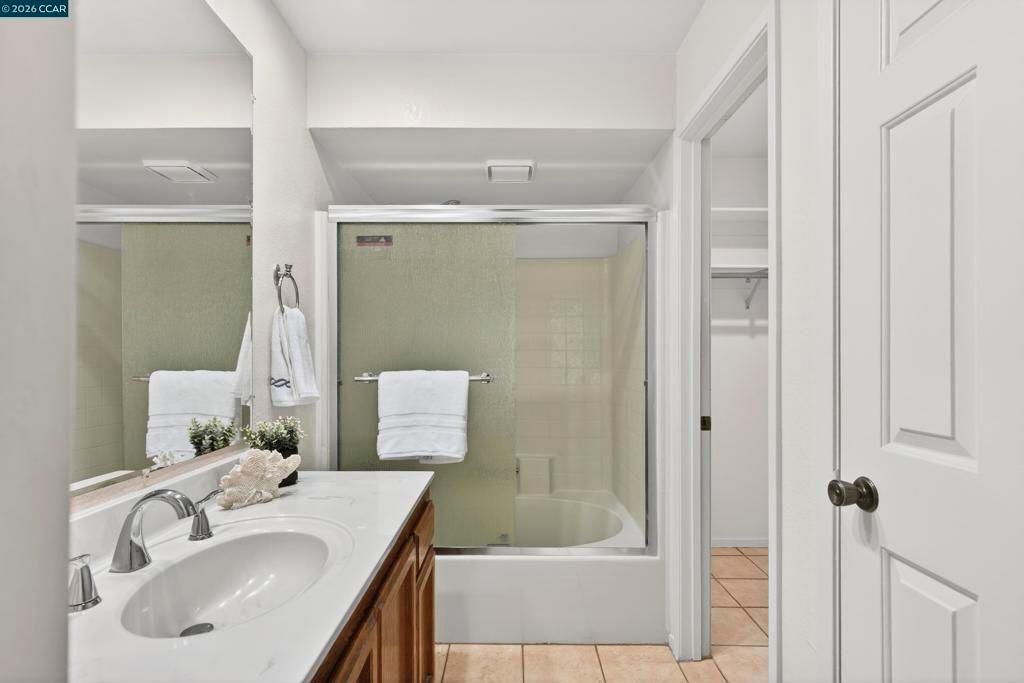 Image 56 of property listing at 246 CANYON WOODS WAY C, San Ramon, CA 94582