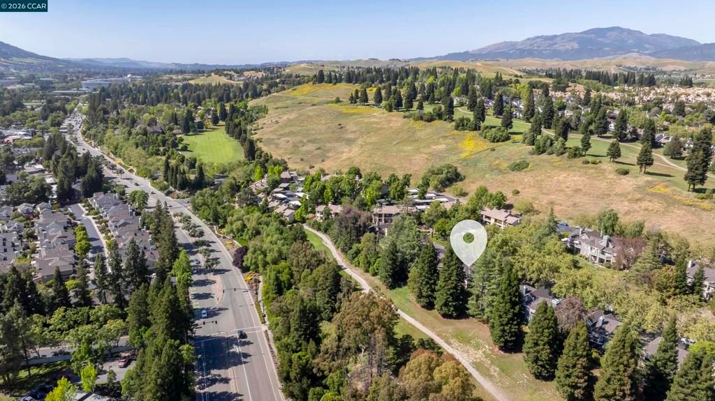 Image 96 of property listing at 246 CANYON WOODS WAY C, San Ramon, CA 94582