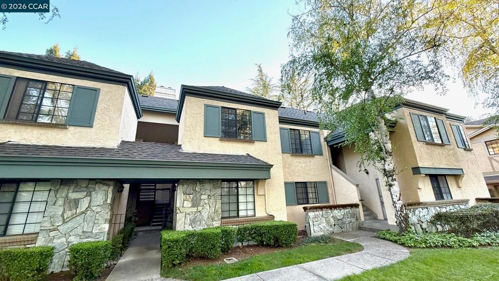 Image 98 of property listing at 246 CANYON WOODS WAY C, San Ramon, CA 94582