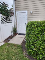 1014 PERSIMMON STREET B, Celebration, FL 34747