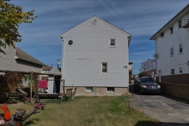 11 Woodrow Ave, Woodland Park, NJ 07424