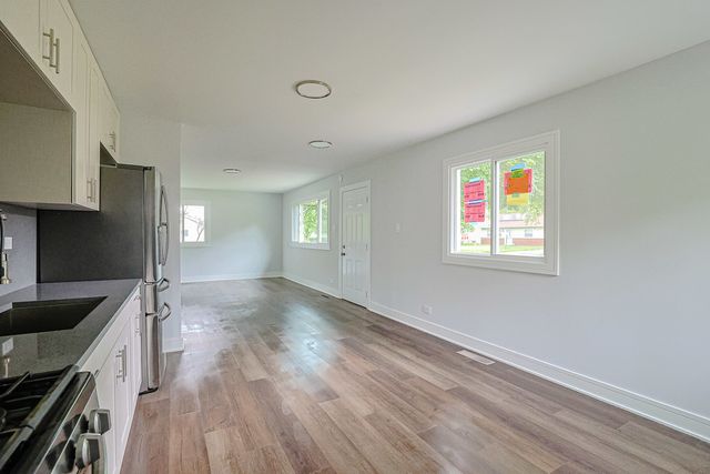 15441 Albany Avenue, Markham, IL 60428