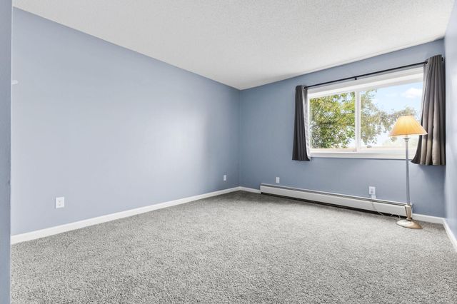12844 Nicollet Avenue 102, Burnsville, MN 55337