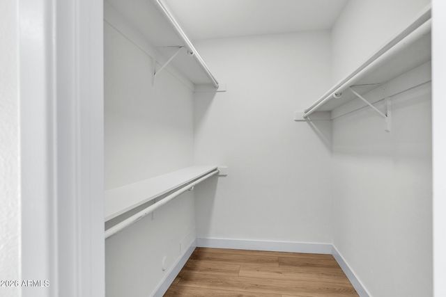 1010 E LOIS Lane, Phoenix, AZ 85020