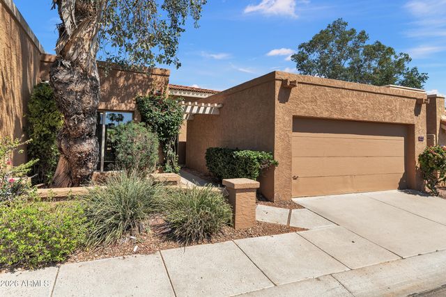 1010 E LOIS Lane, Phoenix, AZ 85020