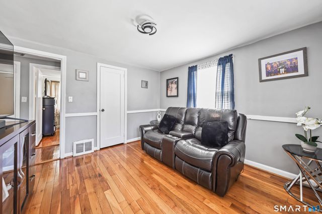 396 Quinn Street, Naugatuck, CT 06770