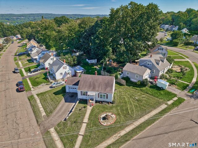 396 Quinn Street, Naugatuck, CT 06770