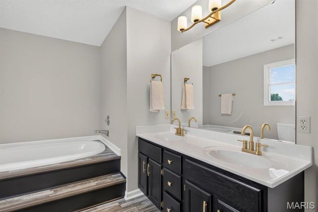 2340 Quaint Cottage Drive 1216, O'fallon, MO 63368