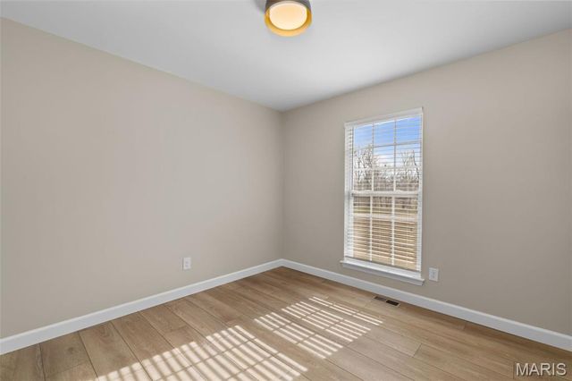 29 Salsibury Court, Lake St Louis, MO 63367