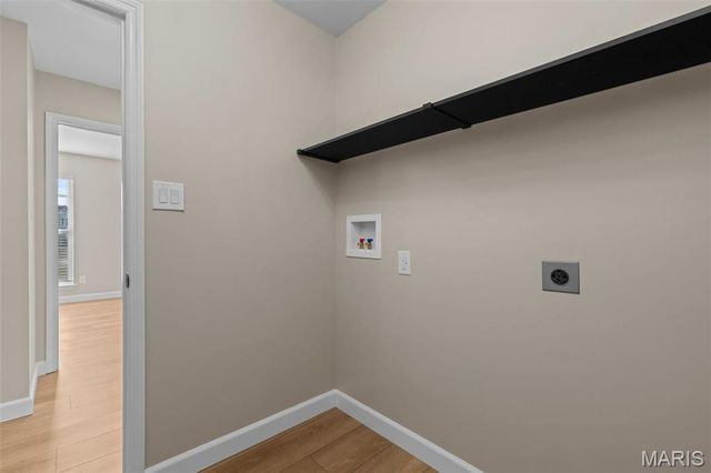 29 Salsibury Court, Lake St Louis, MO 63367