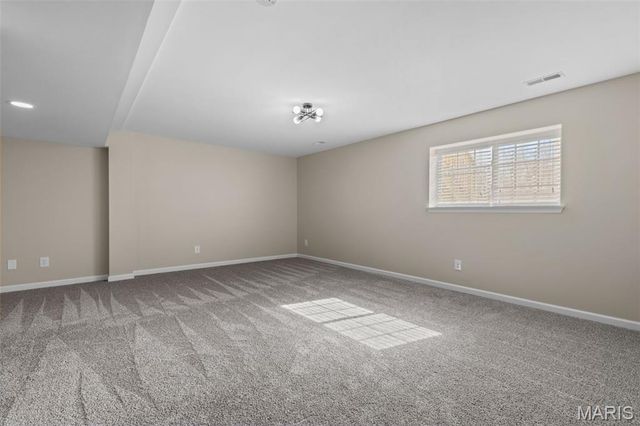 29 Salsibury Court, Lake St Louis, MO 63367