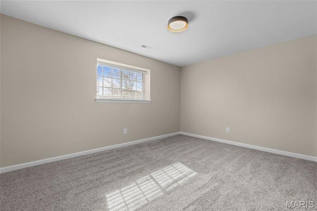 29 Salsibury Court, Lake St Louis, MO 63367