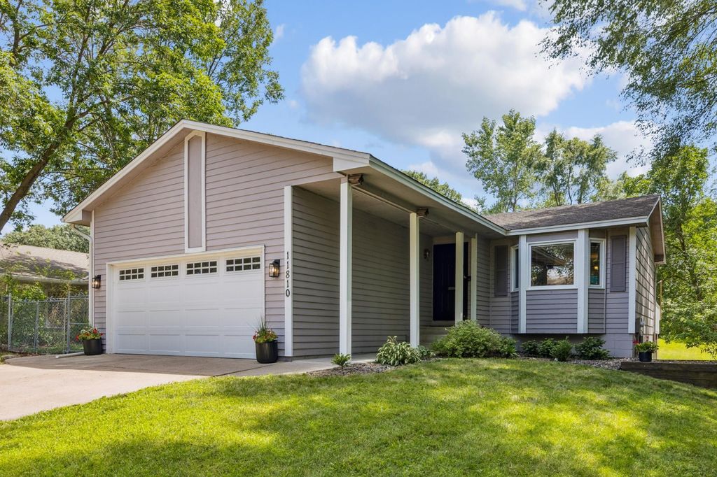 11810 191 1/2 Avenue NW, Elk River, MN 55330