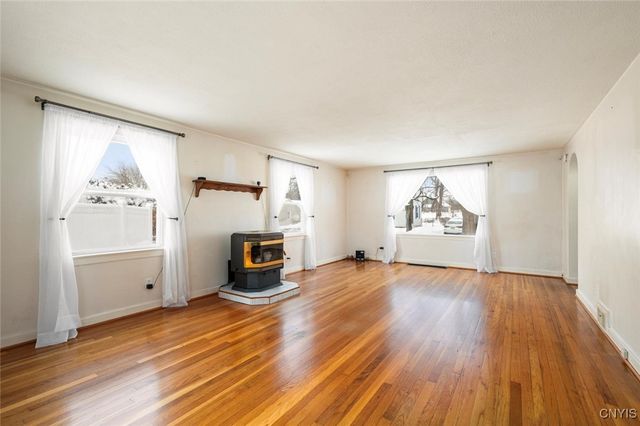 123 Roosevelt Drive, Utica, NY 13502