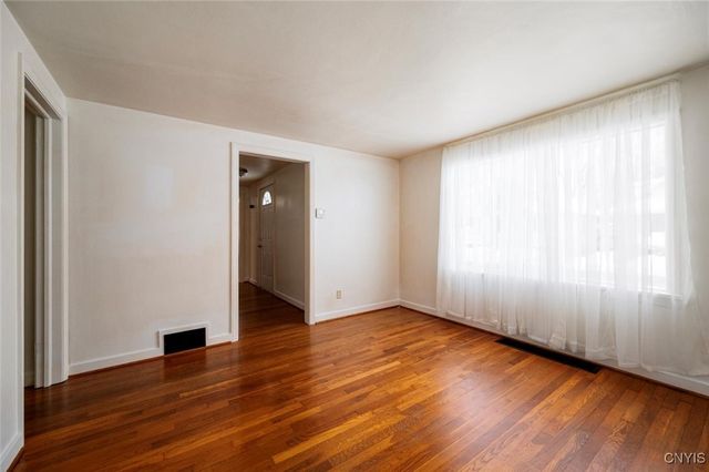 123 Roosevelt Drive, Utica, NY 13502