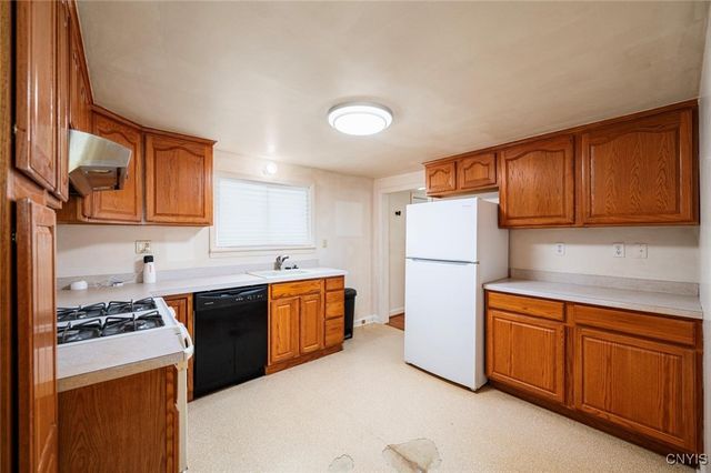 123 Roosevelt Drive, Utica, NY 13502