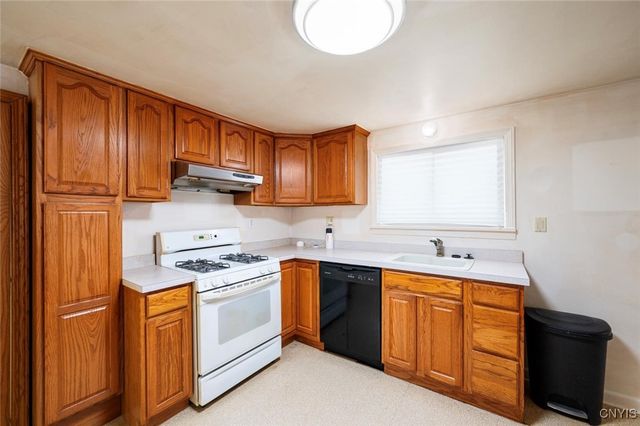 123 Roosevelt Drive, Utica, NY 13502