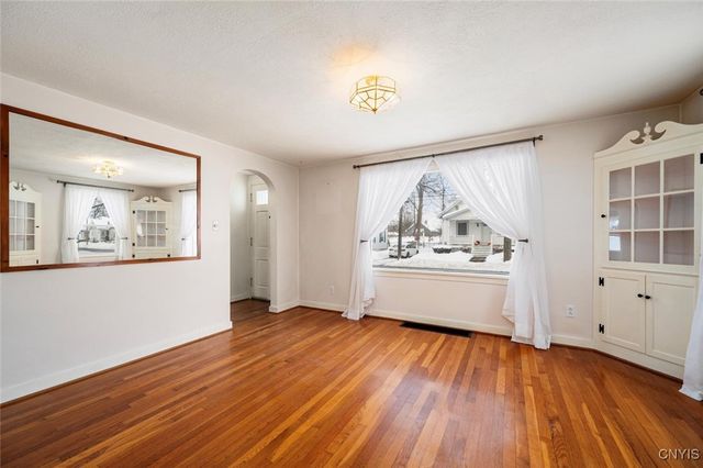 123 Roosevelt Drive, Utica, NY 13502