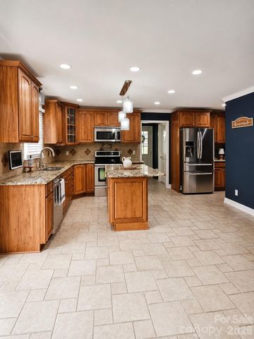 1121 Smith Street, Albemarle, NC 28001