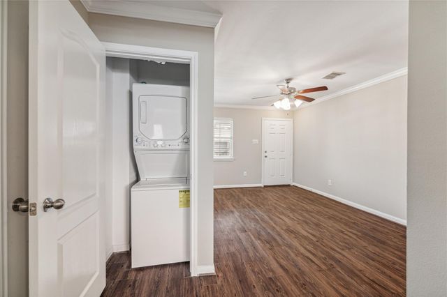 427 W 16th Street 2, Houston, TX 77008