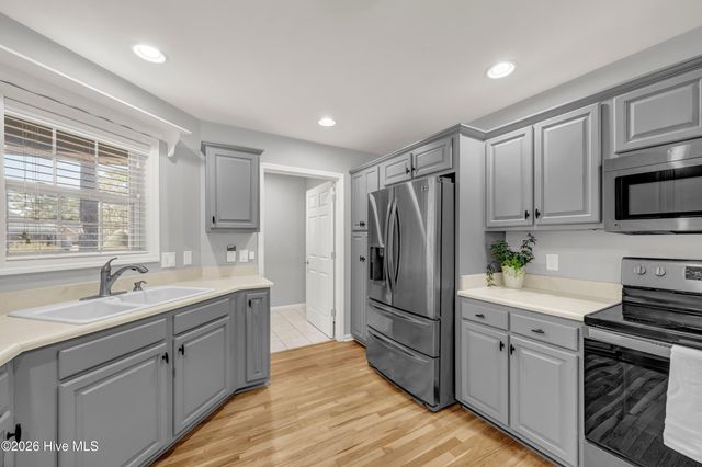 3805 Daphine Drive, Wilmington, NC 28409