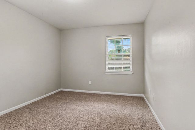 1125 Waweenoc Avenue, Dallas, TX 75216