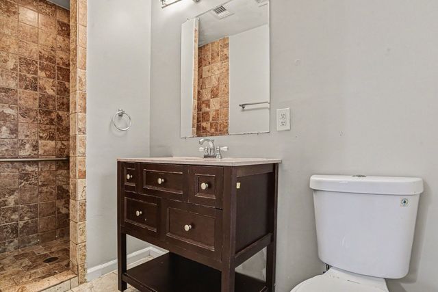 1125 Waweenoc Avenue, Dallas, TX 75216