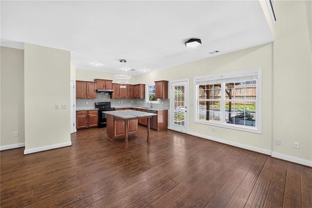 5711 Apple Grove Road, Buford, GA 30519