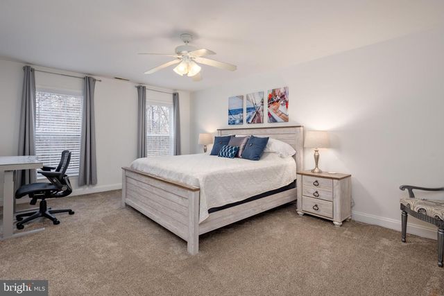 326 S CAROLINA RD, Stevensville, MD 21666