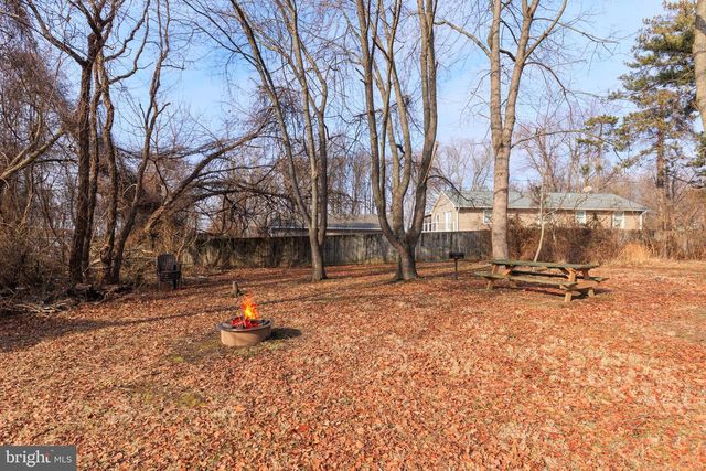 326 S CAROLINA RD, Stevensville, MD 21666