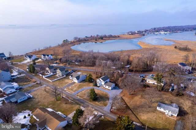 326 S CAROLINA RD, Stevensville, MD 21666