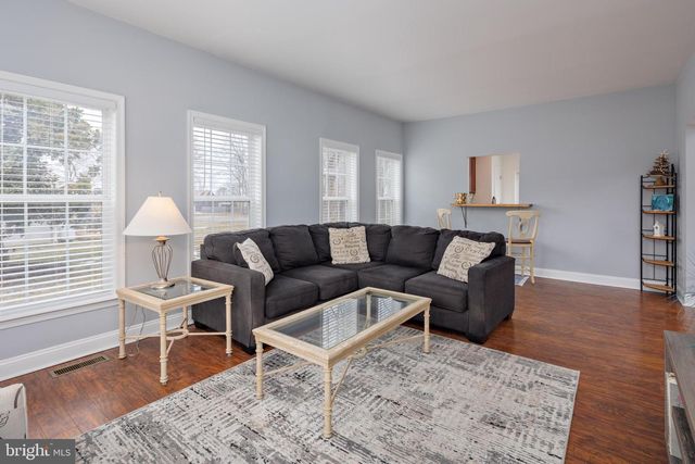 326 S CAROLINA RD, Stevensville, MD 21666