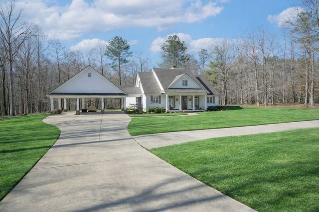 1652 Pierce Road, Waverly Hall, GA 31831