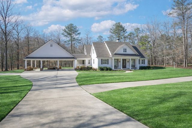 1652 Pierce Road, Waverly Hall, GA 31831