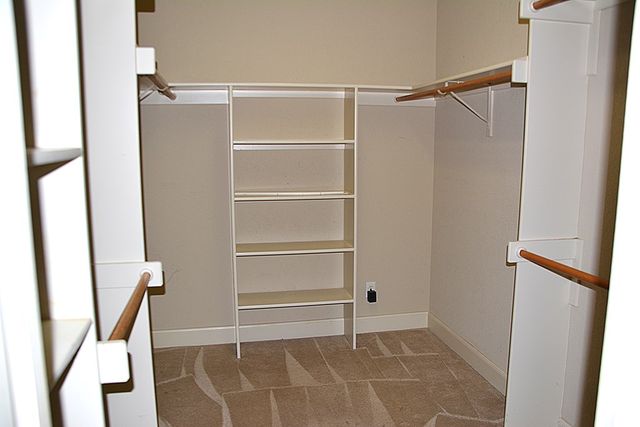 1128 Saddle Club Dr, Kerrville, TX 78028