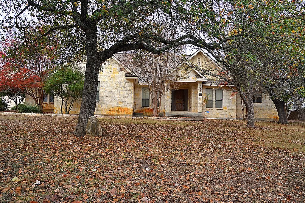 1128 Saddle Club Dr, Kerrville, TX 78028