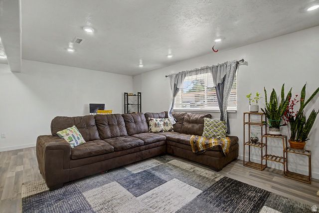 899 E 7905 S, Sandy, UT 84094